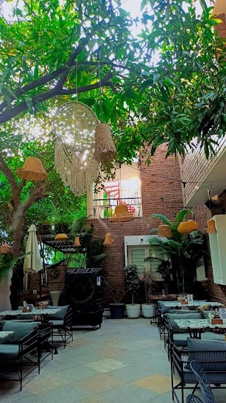 This Is It Cafe
