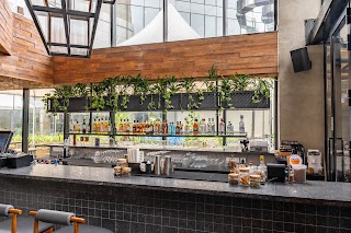 Trick Bar & Kitchen